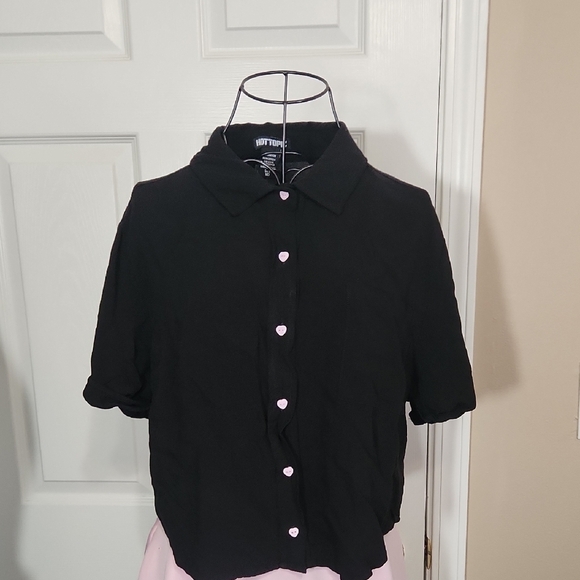 Hot Topic Black Button-Up Top - Picture 1 of 6